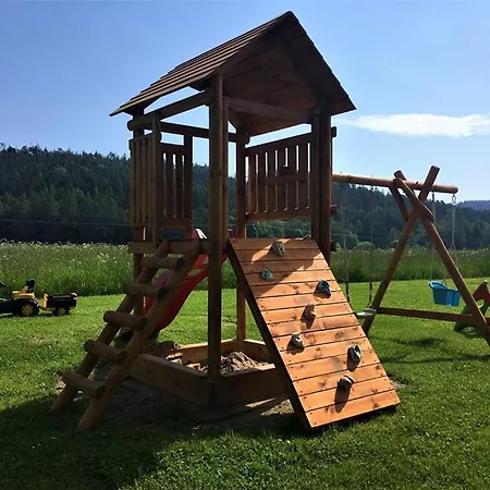 Pod Krizovym Vrchem شقة *